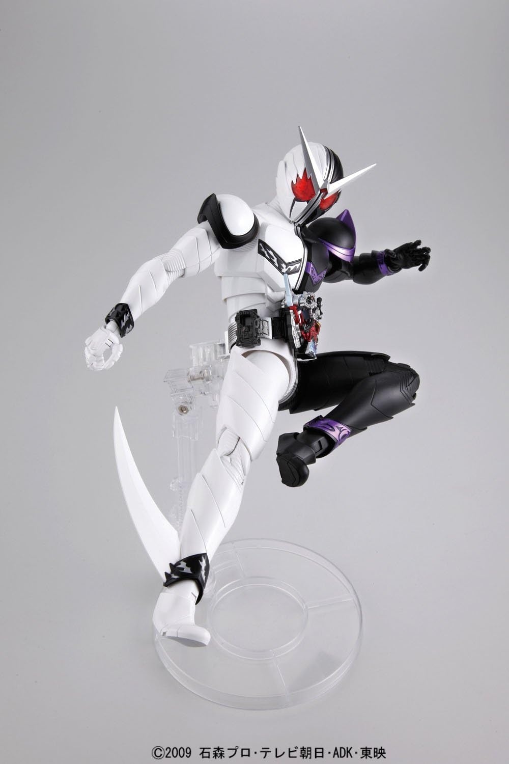 BANDAI Hobby Kamen Rider W Fang Joker 1/8 – Master Grade Figurerise