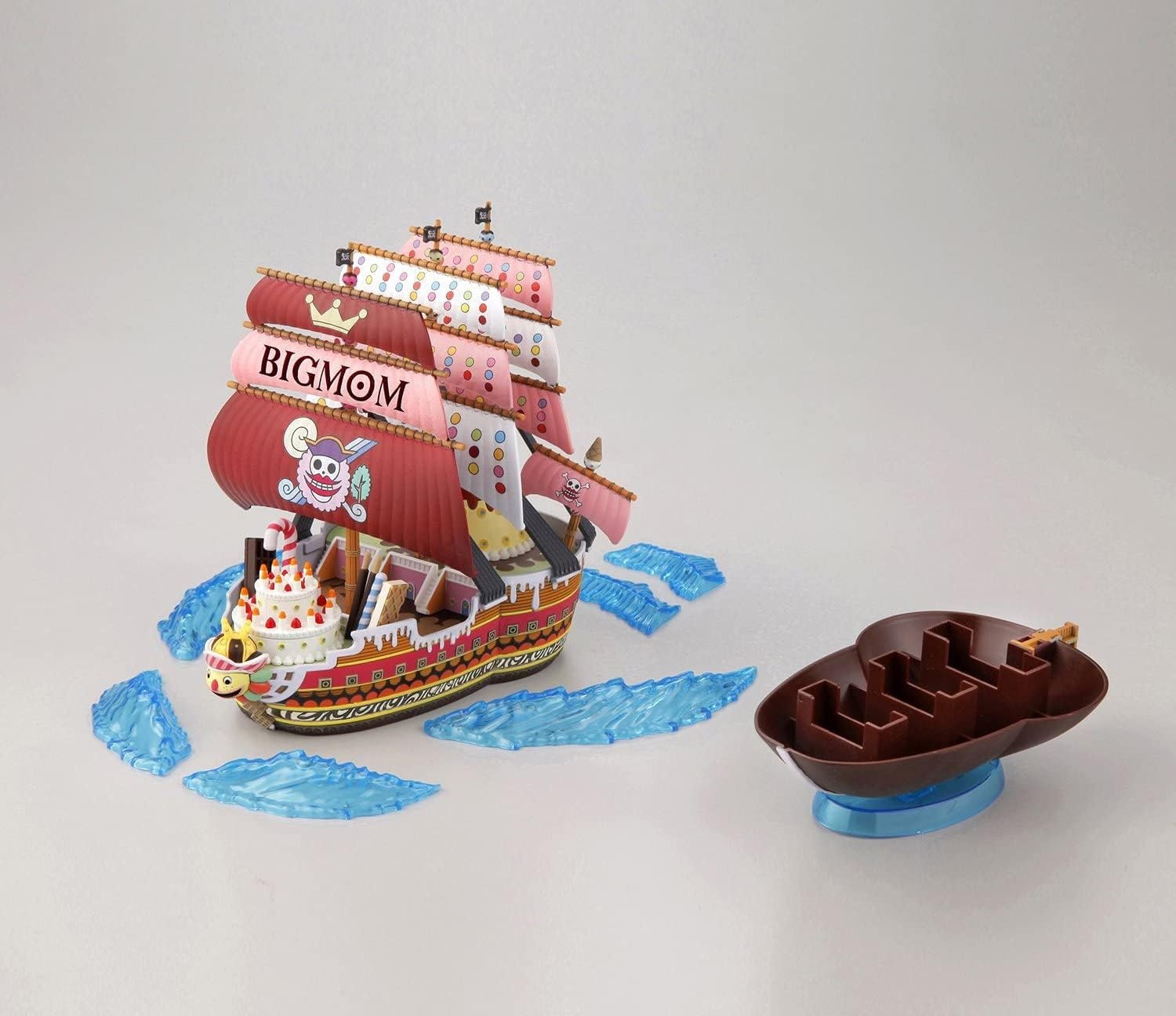 Bandai Hobby – One Piece – (2613947) Oro Jackson Grand Ship Collection Model Kit(Queen-Mama-Chanter)