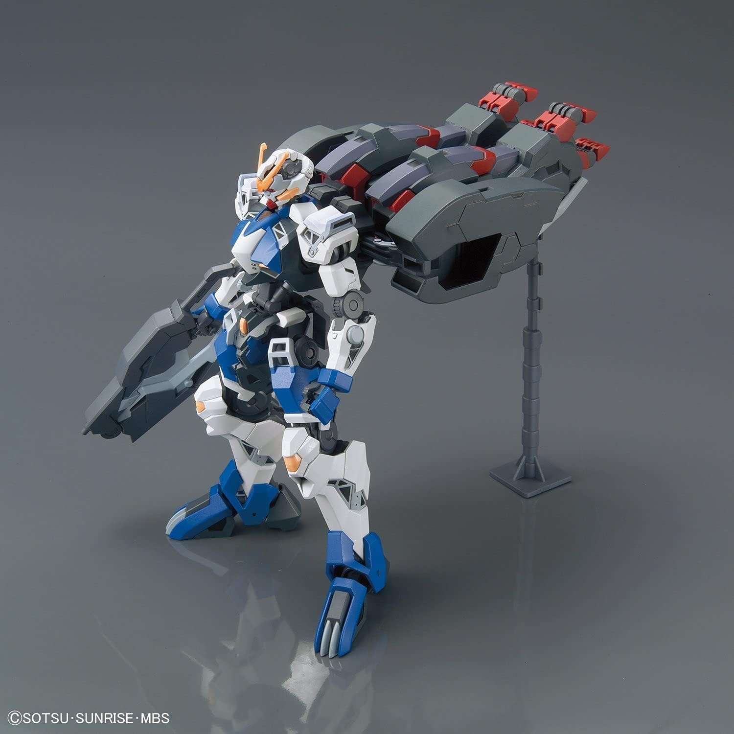 Bandai Hobby – Gundam IBO Moonlight – #38 Gundam Dantalion [T-Booster/Half Cowl] HG IBO Model Kit