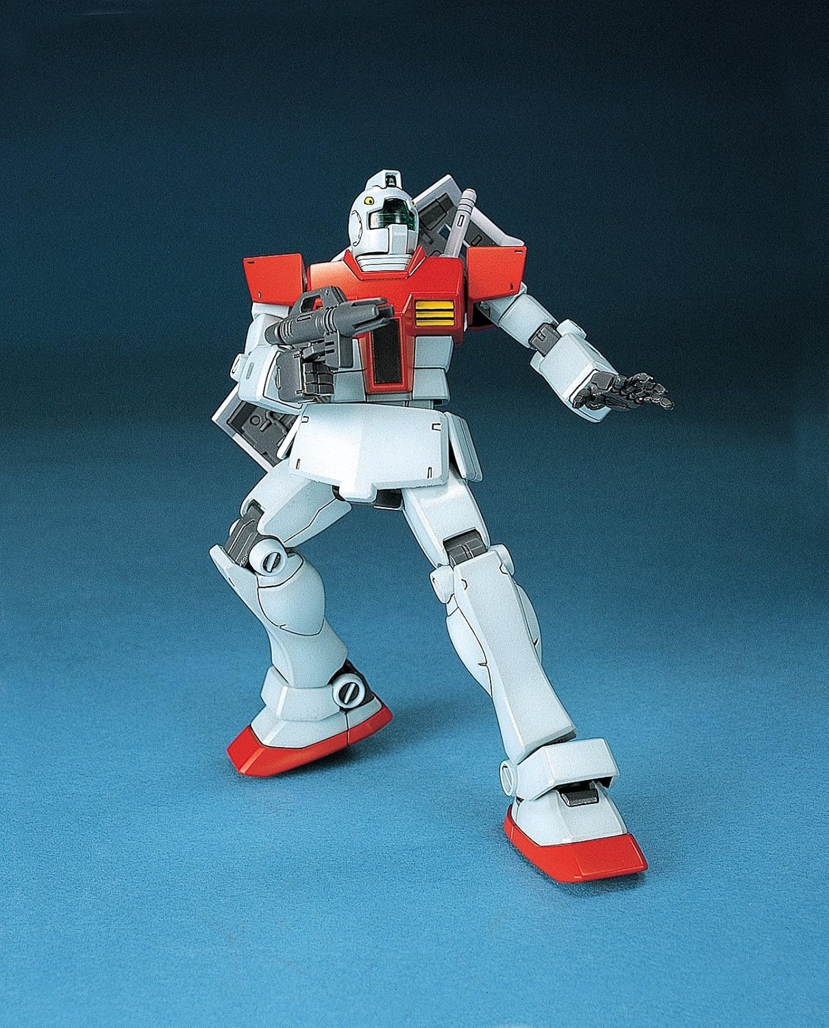 Bandai Hobby HGUC 1/144 #20 RGM-79 GM Mobile Suit Gundam Model Kit