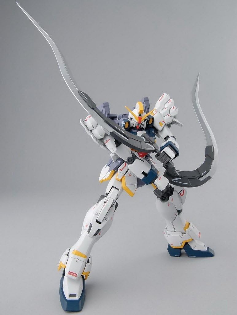 Bandai Hobby – Gundam Wing: Endless Waltz – Gundam Sandrock (EW) MG 1/100 Model Kit