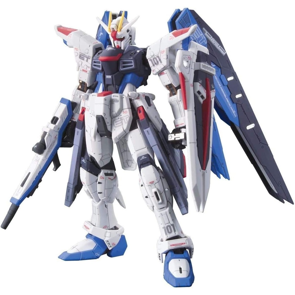Bandai Hobby #05 Freedom Gundam 1/144 Real Grade